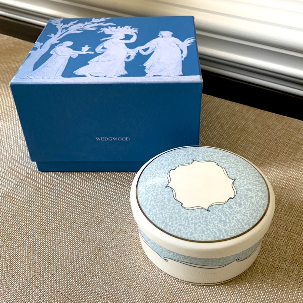 Wedgewood Trinket Box